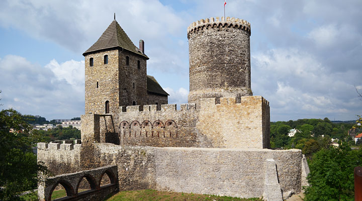 Castillo de Będzin: una antigua fortaleza, misteriosa en su penumbra y bella en su originalidad