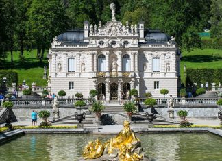 El Palacio Linderhof: un pequeño pero extravagante conjunto del Rey Loco