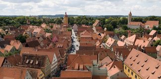 Динкельсбюль: традиционный старинный городок на границе Баварии и Баден-Вюртемберга