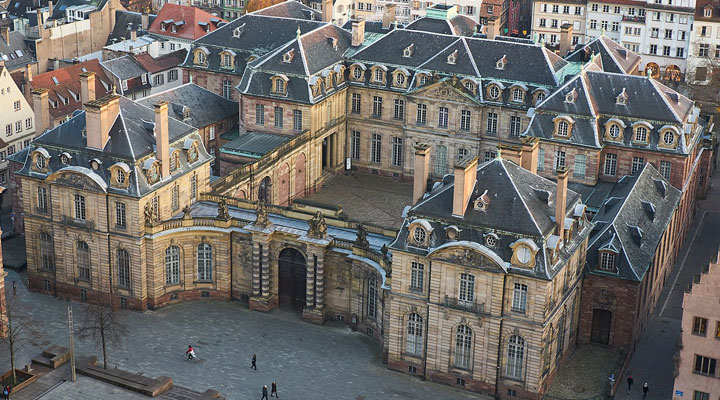Palacio Rohan: una de las principales atracciones de la arquitectura francesa del siglo XVIII